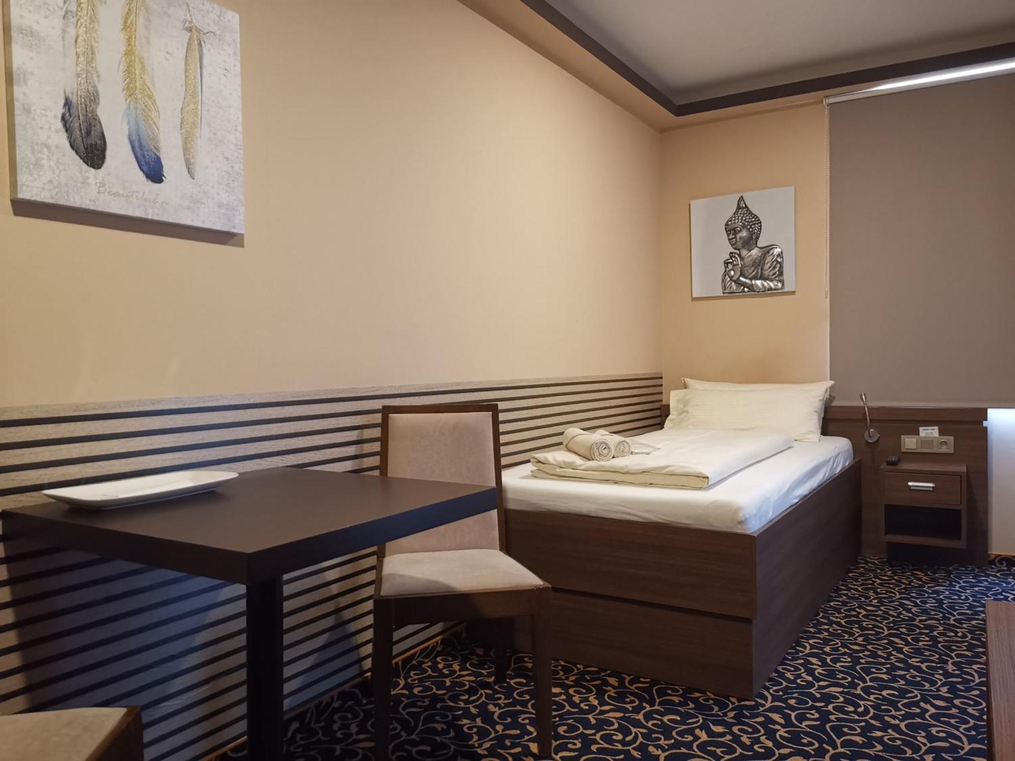 Hotel Zum Weissen Ochsen Aalen Exteriér fotografie