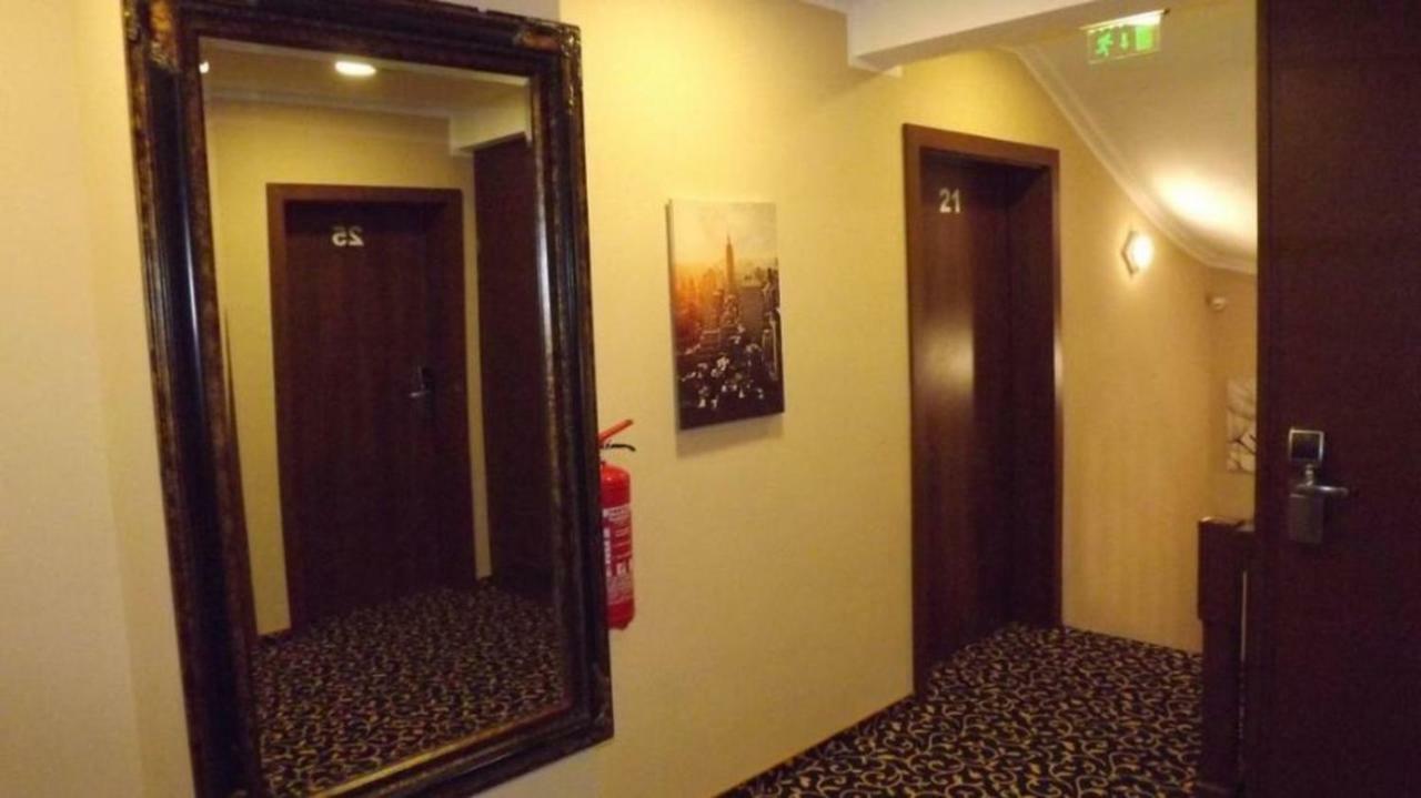 Hotel Zum Weissen Ochsen Aalen Exteriér fotografie
