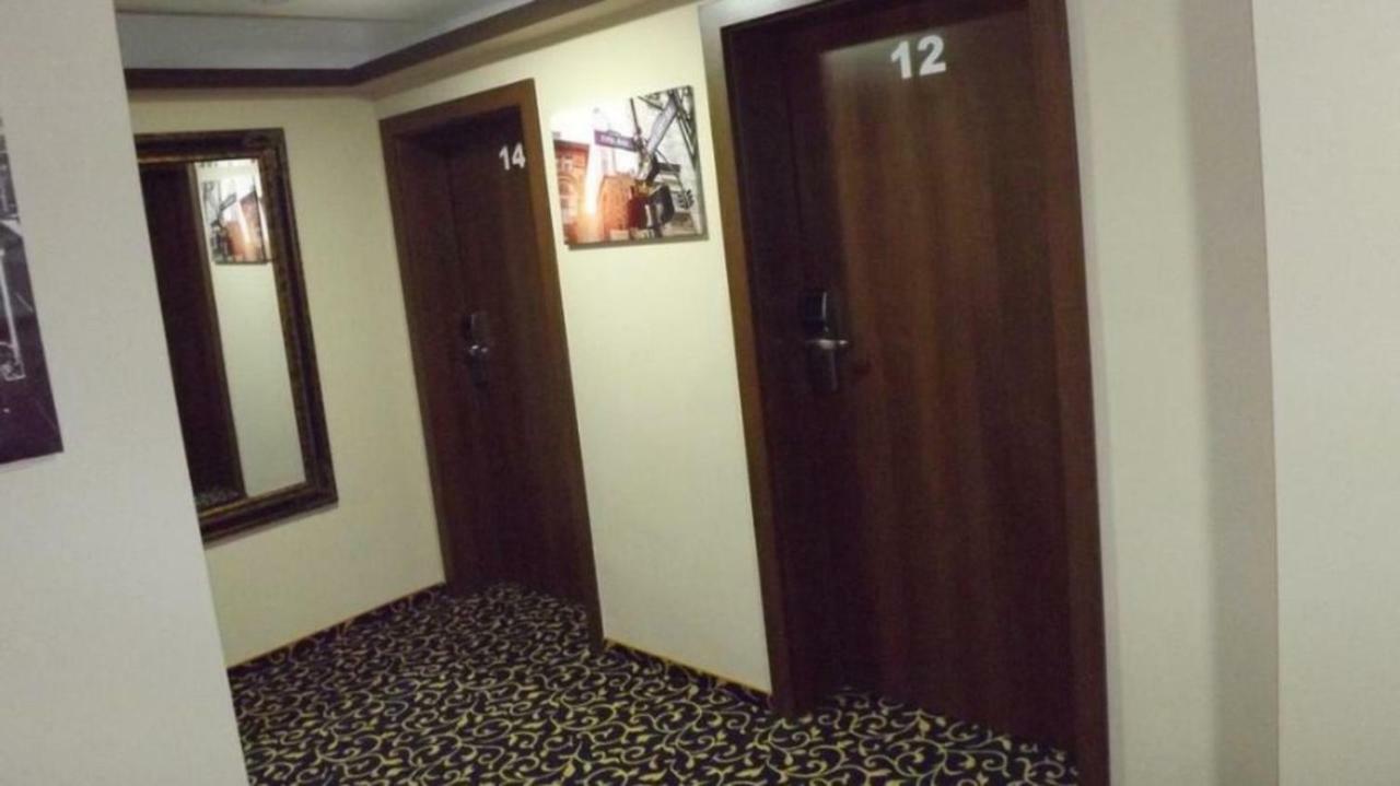 Hotel Zum Weissen Ochsen Aalen Exteriér fotografie